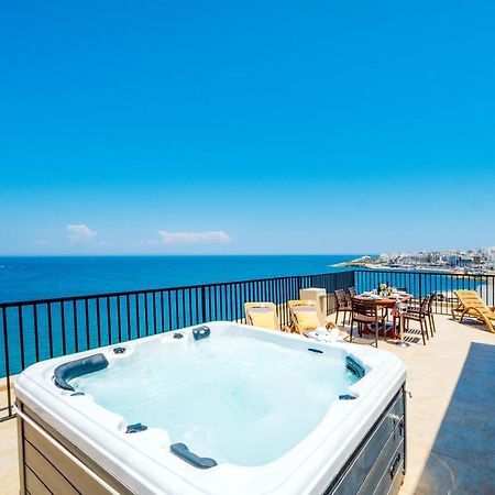 세인트폴스베이 Islet Promenade Seafront Penthouse With Breathtaking Seaviews And Private Hot Tub On The Large Terrace By Getawaysmalta 아파트 외부 사진