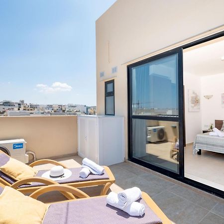 세인트폴스베이 Islet Promenade Seafront Penthouse With Breathtaking Seaviews And Private Hot Tub On The Large Terrace By Getawaysmalta 아파트 외부 사진
